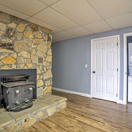 Monticello Home With Multi-Level Deck On 2 Acres! Exterior photo